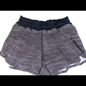 Lululemon tracker shorts
